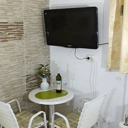 Guest house In Little House Marjan